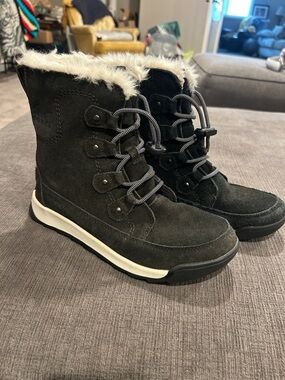 Sorel Whitney II Joan Lace black suede